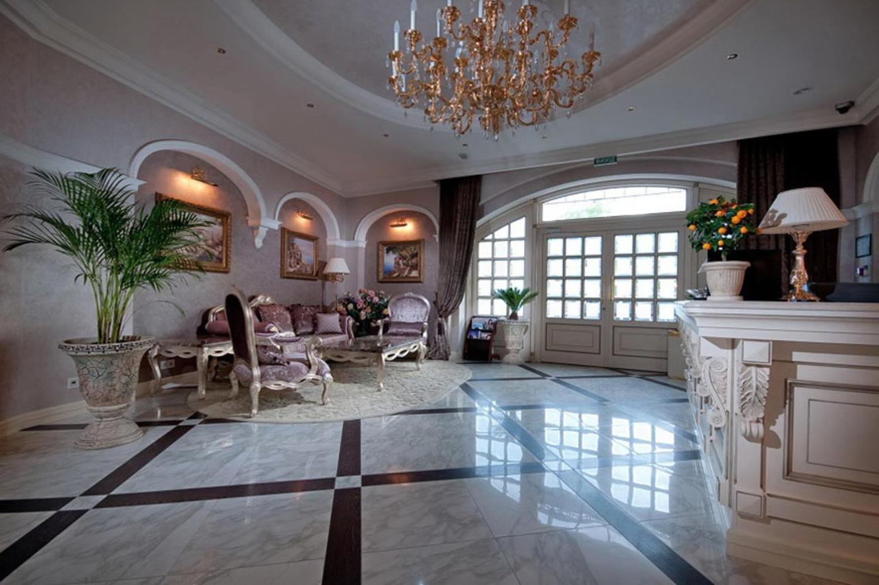 Villa Le Premier - Maestro Одеса Екстериор снимка